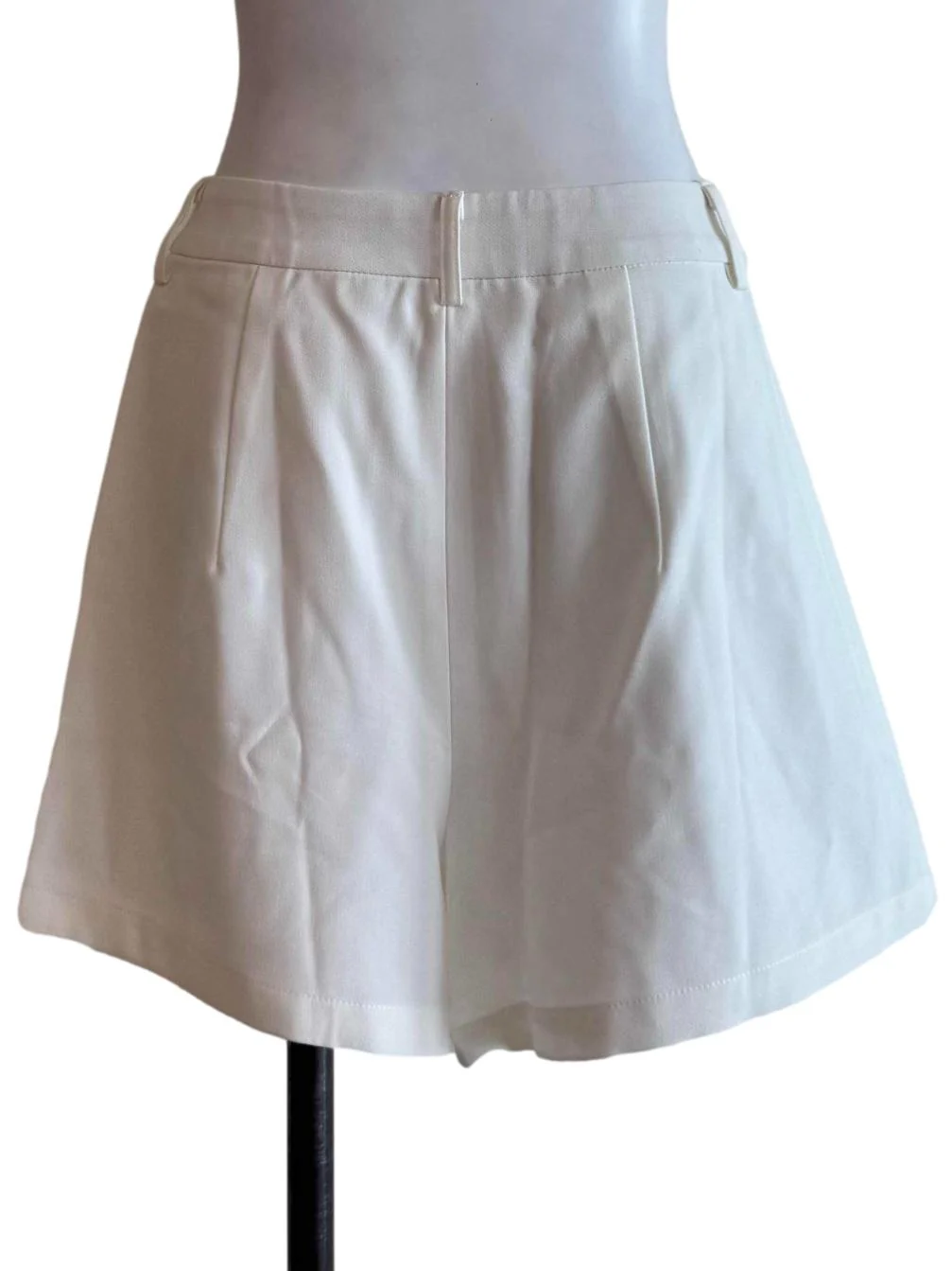 Pure White Short Pants - Image 2
