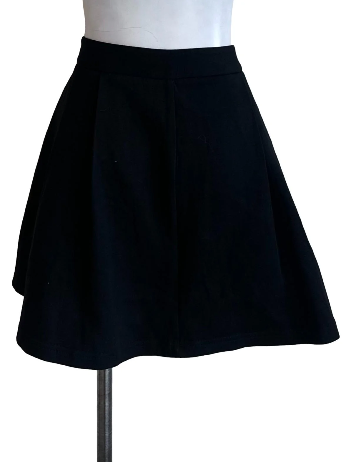 Raven Black Flip Skorts - Image 2