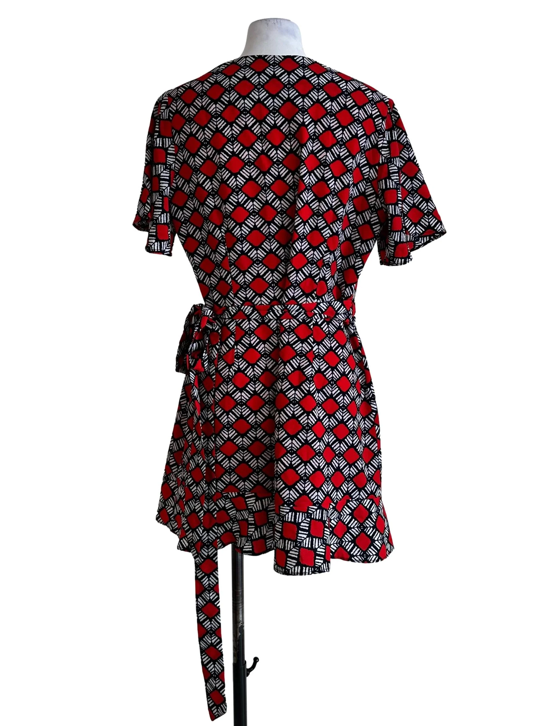 Red Abstract Pattern V Neckline Dress - Image 2
