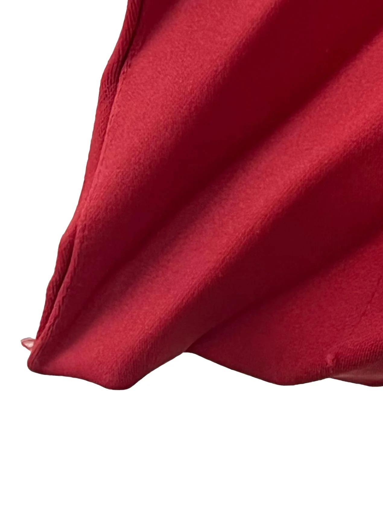 Red Stretchable Pleated Shoulder Bag With Black Adjustable Straps - Image 4