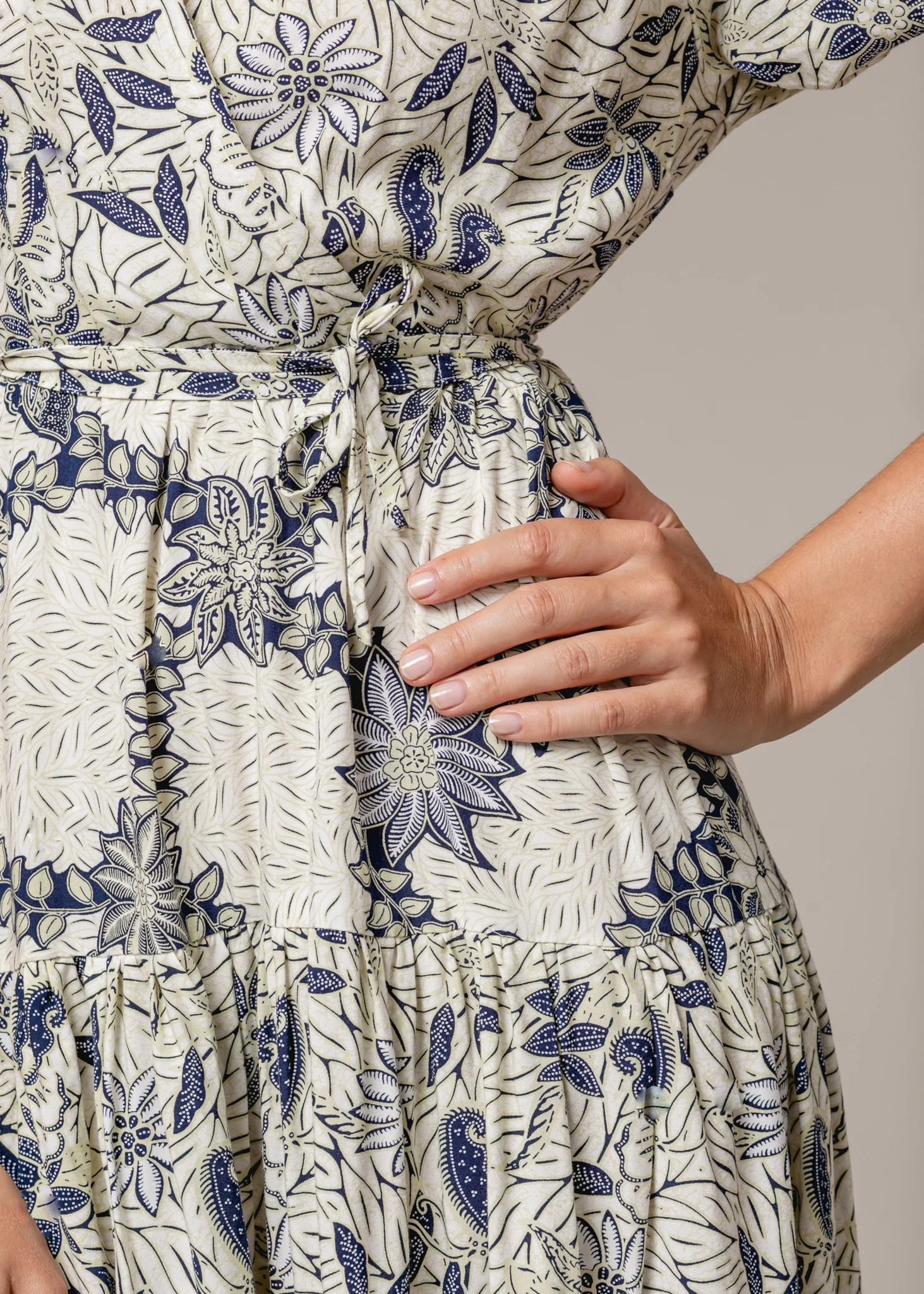 Remi Maxi In Aloe Floral - White CSN - Image 7