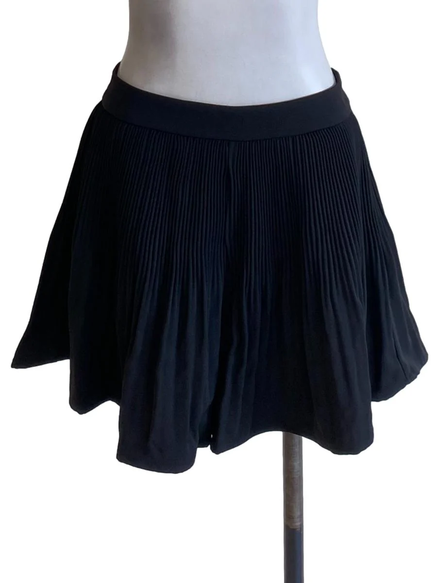Rich Black Pleated Wide Leg Flowy Shorts