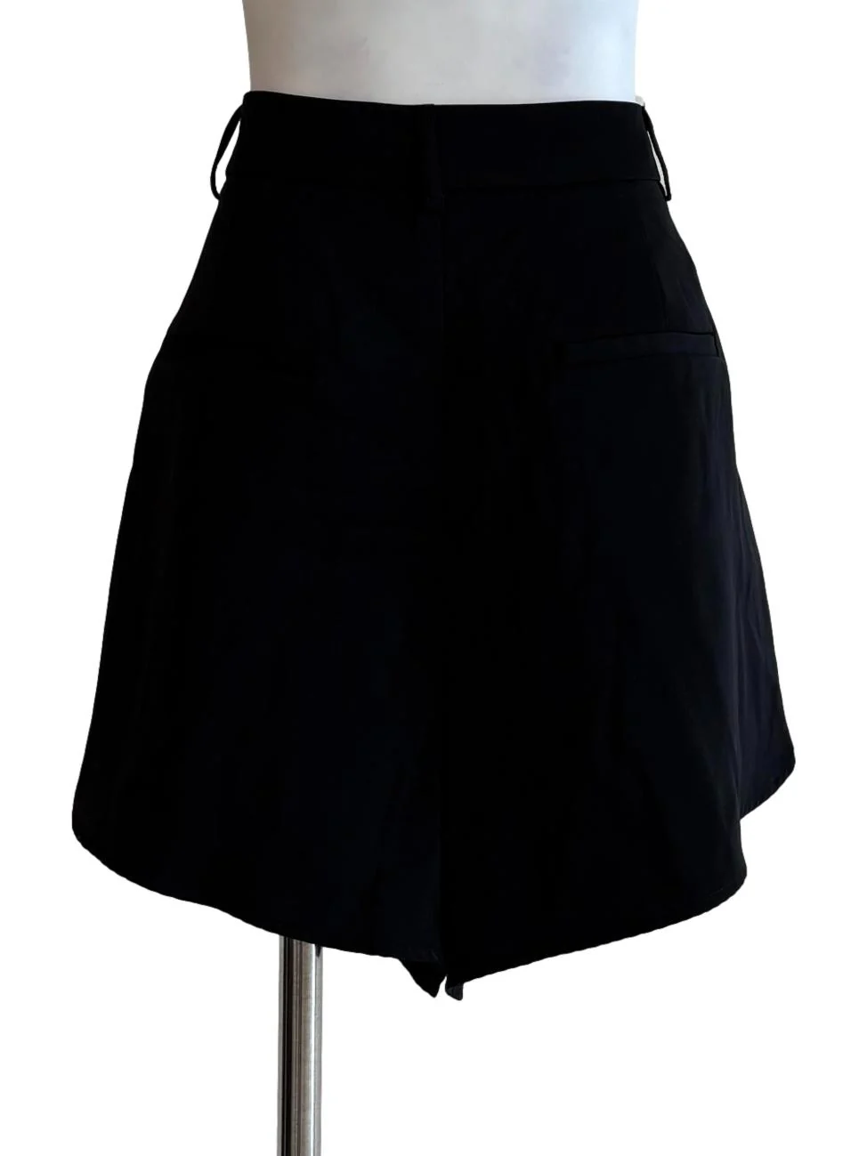 Rich Black Relaxed Shorts - Image 2