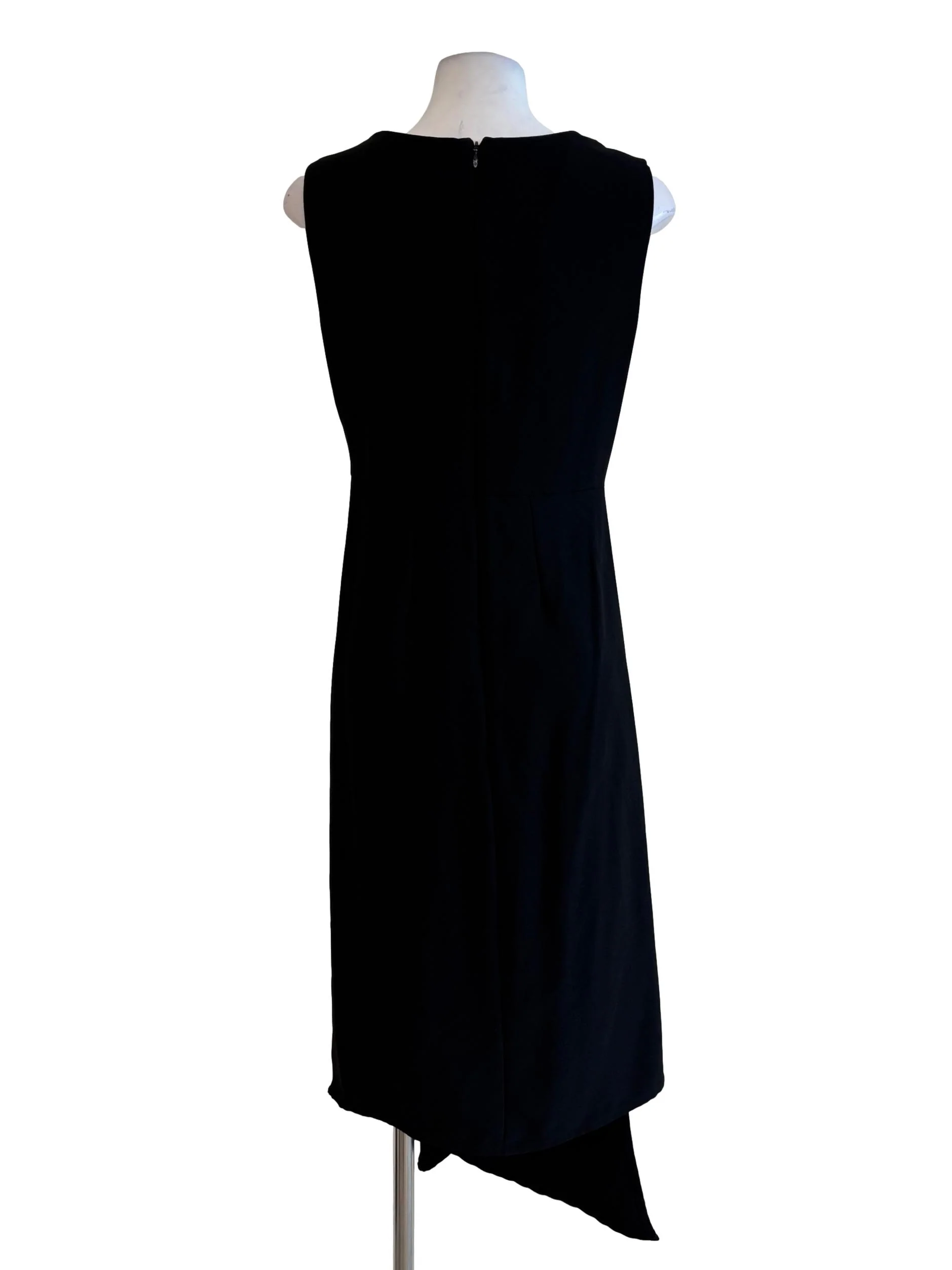 Rich Black Sleeveless Round Neck Dress - Image 2