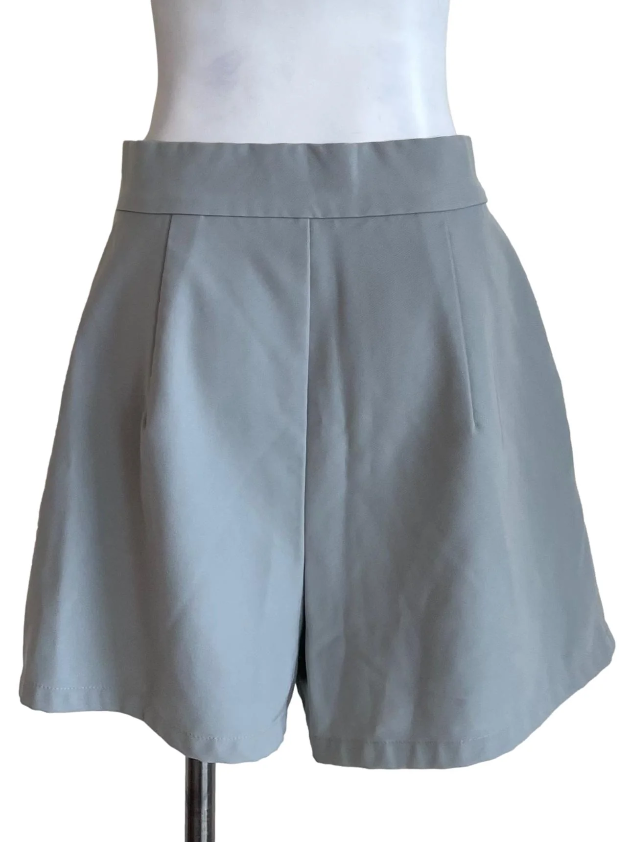 Slate Grey Pleat Shorts - Image 2