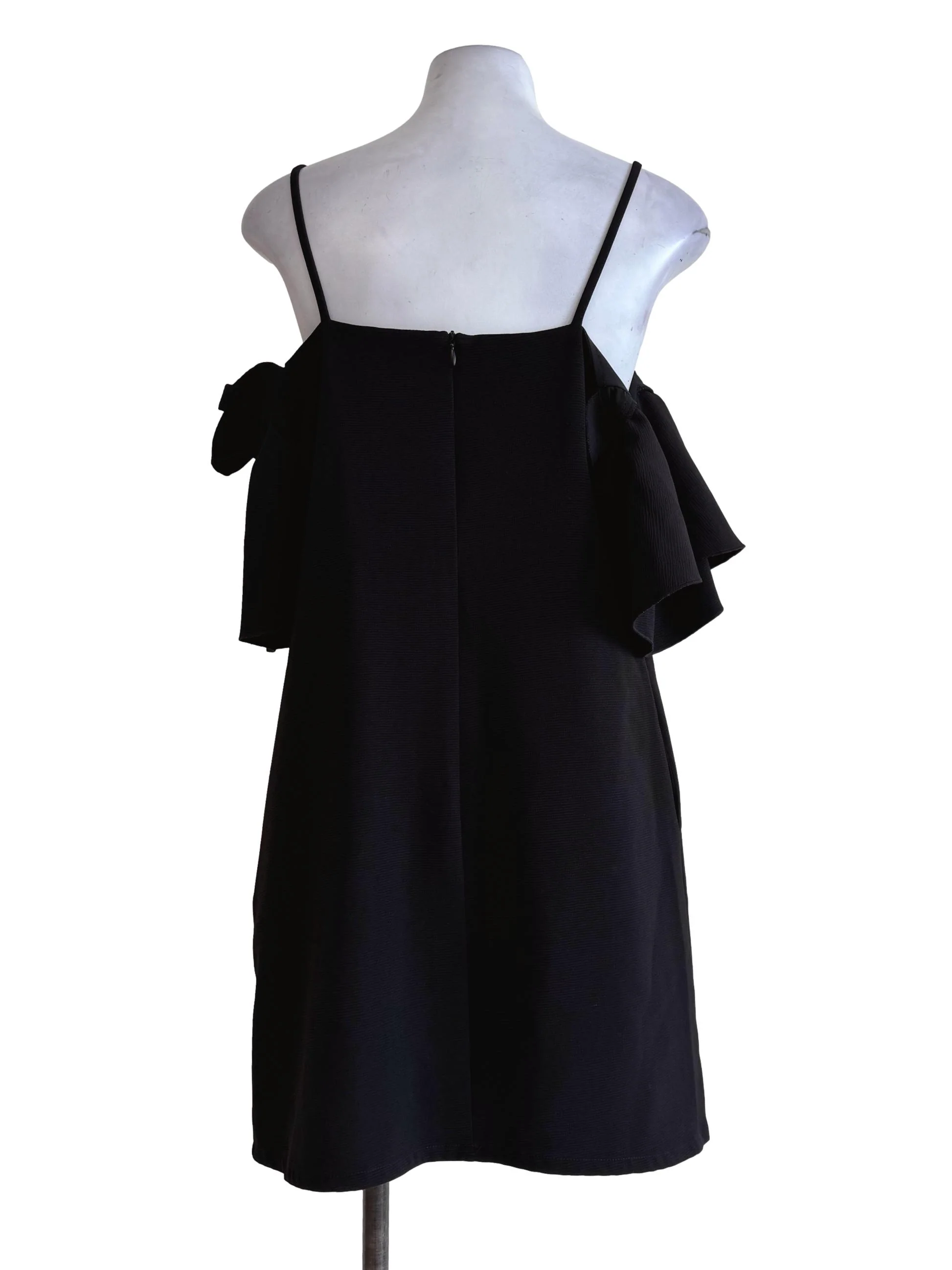 Textured Black Ruffled Sleeve Dress LB - Image 2