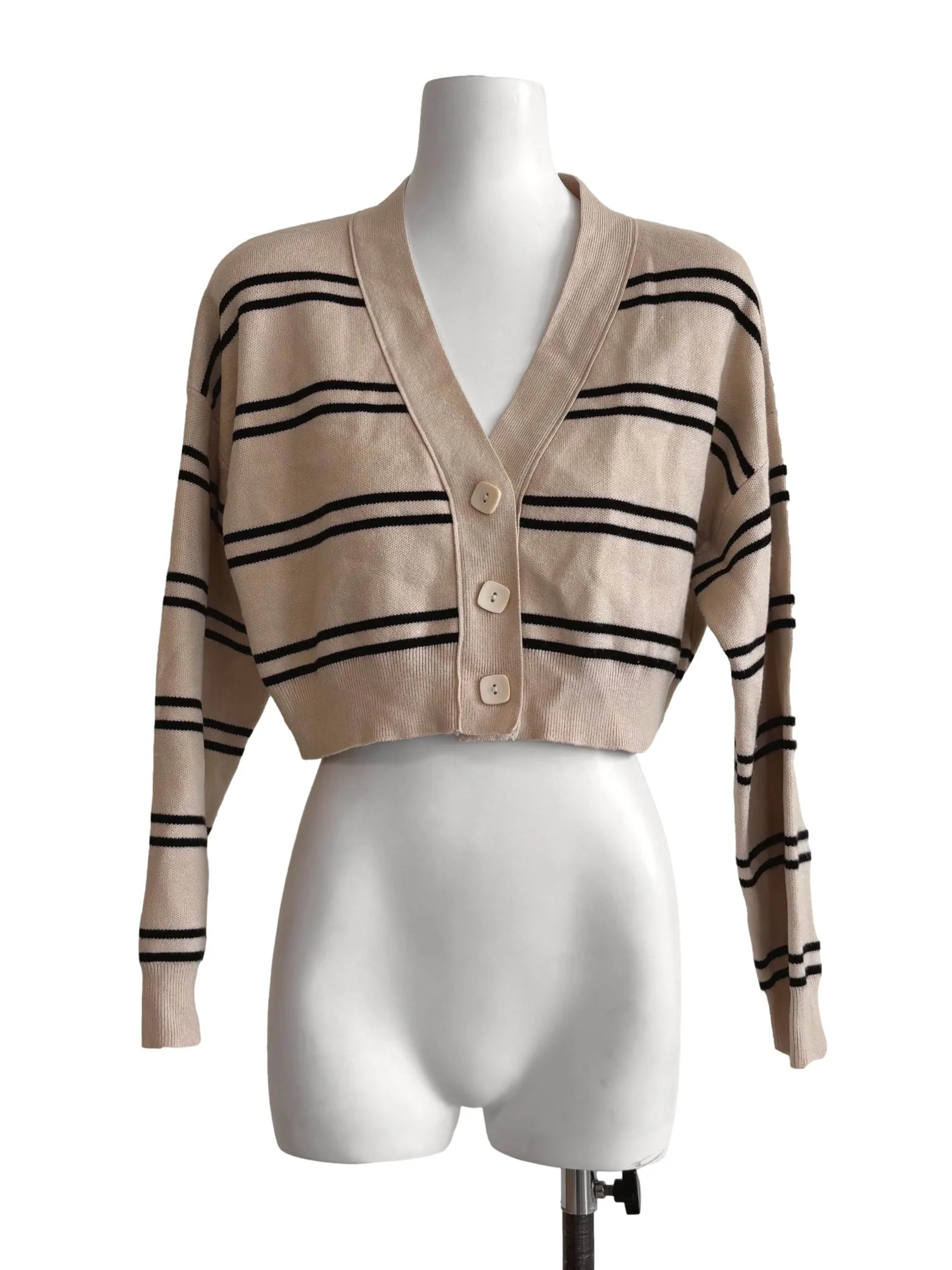 Wheat Beige Buttoned Crop Knitwear TTR