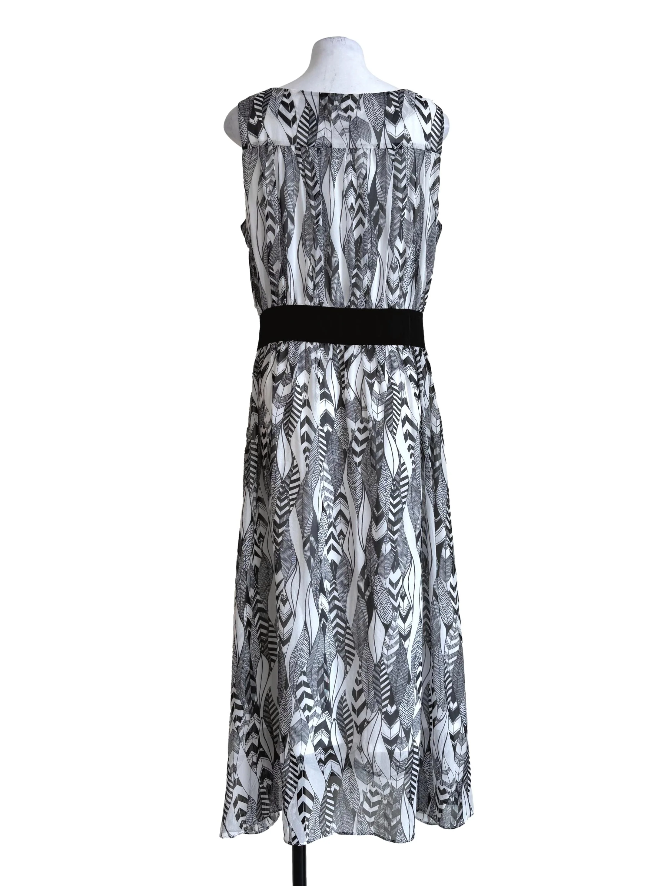 White And Black Tribal Prints Dress - Image 2