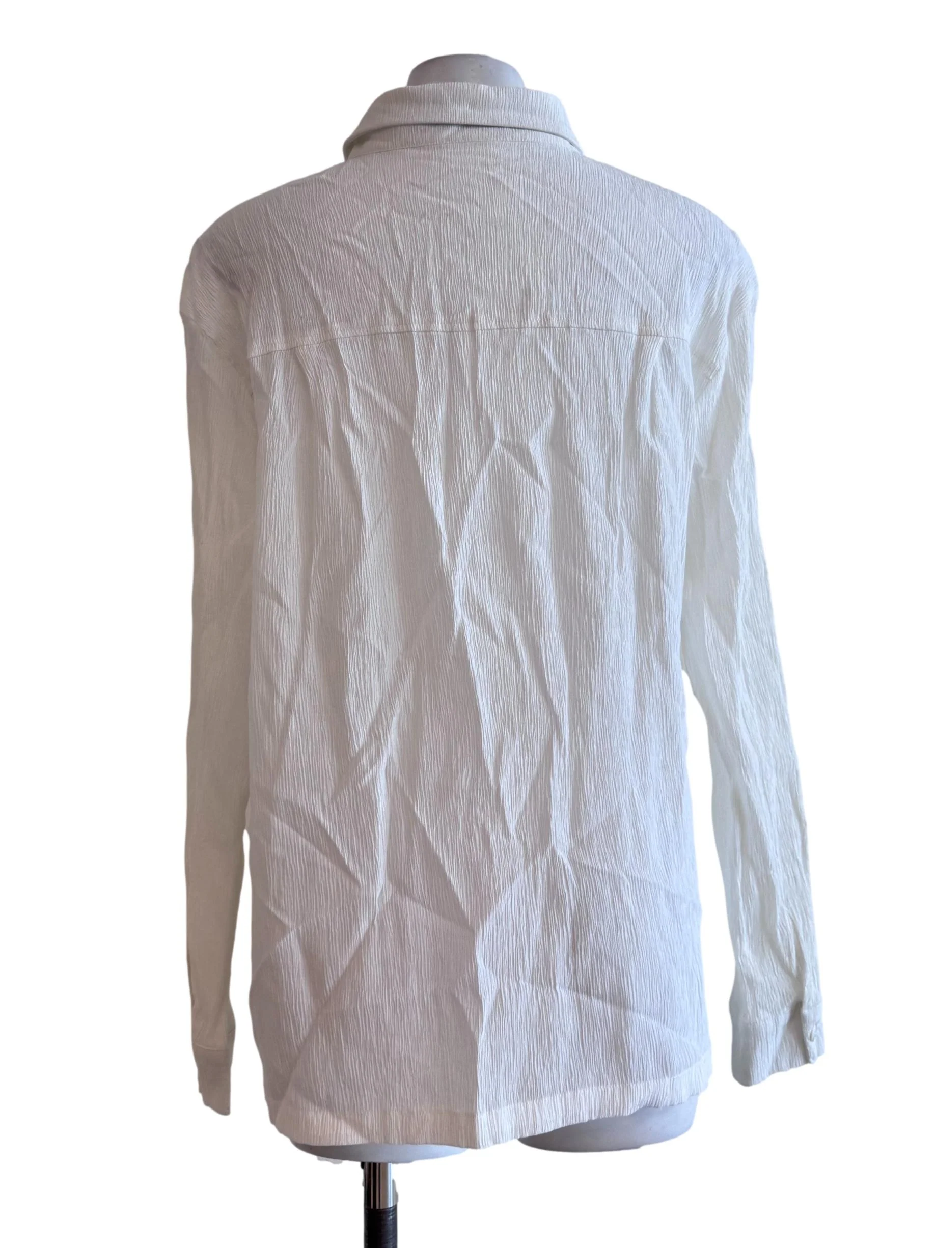 White Buttoned Long Sleeve Shirt - Image 2