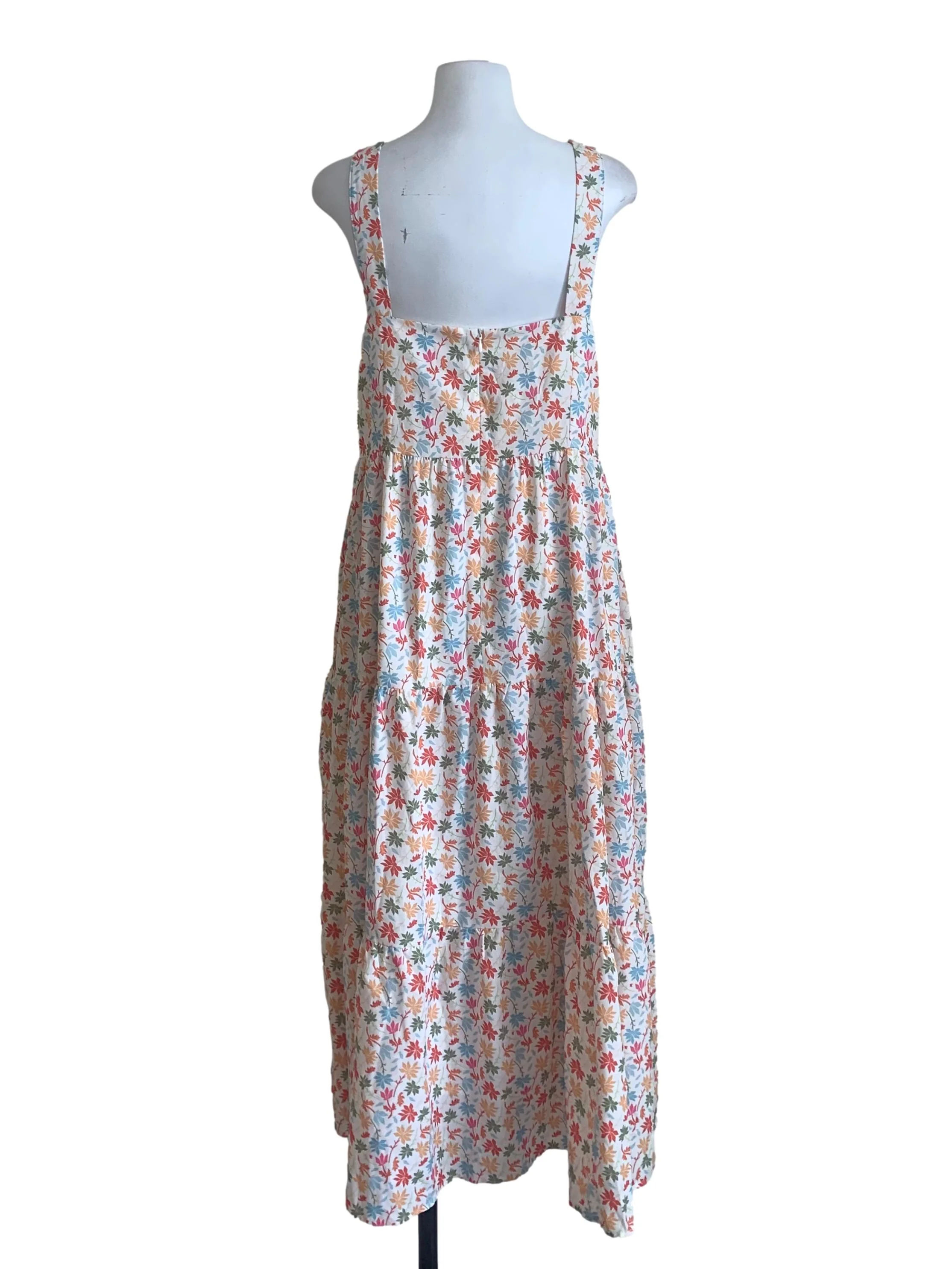 White Floral Pattern Tiered Dress - Image 2