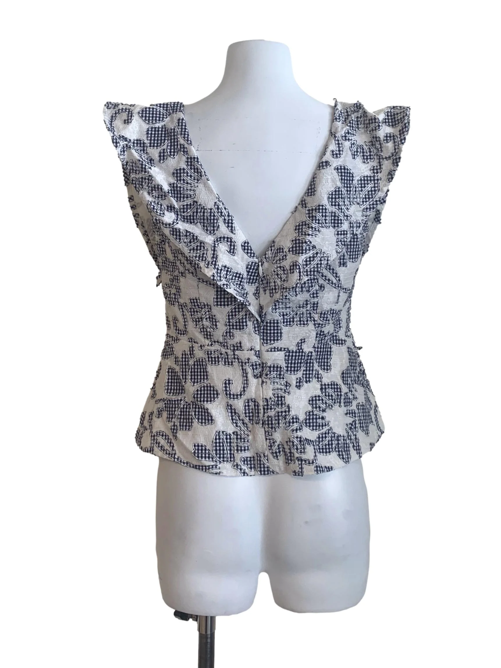 White Floral Pattern Top LB - Image 2