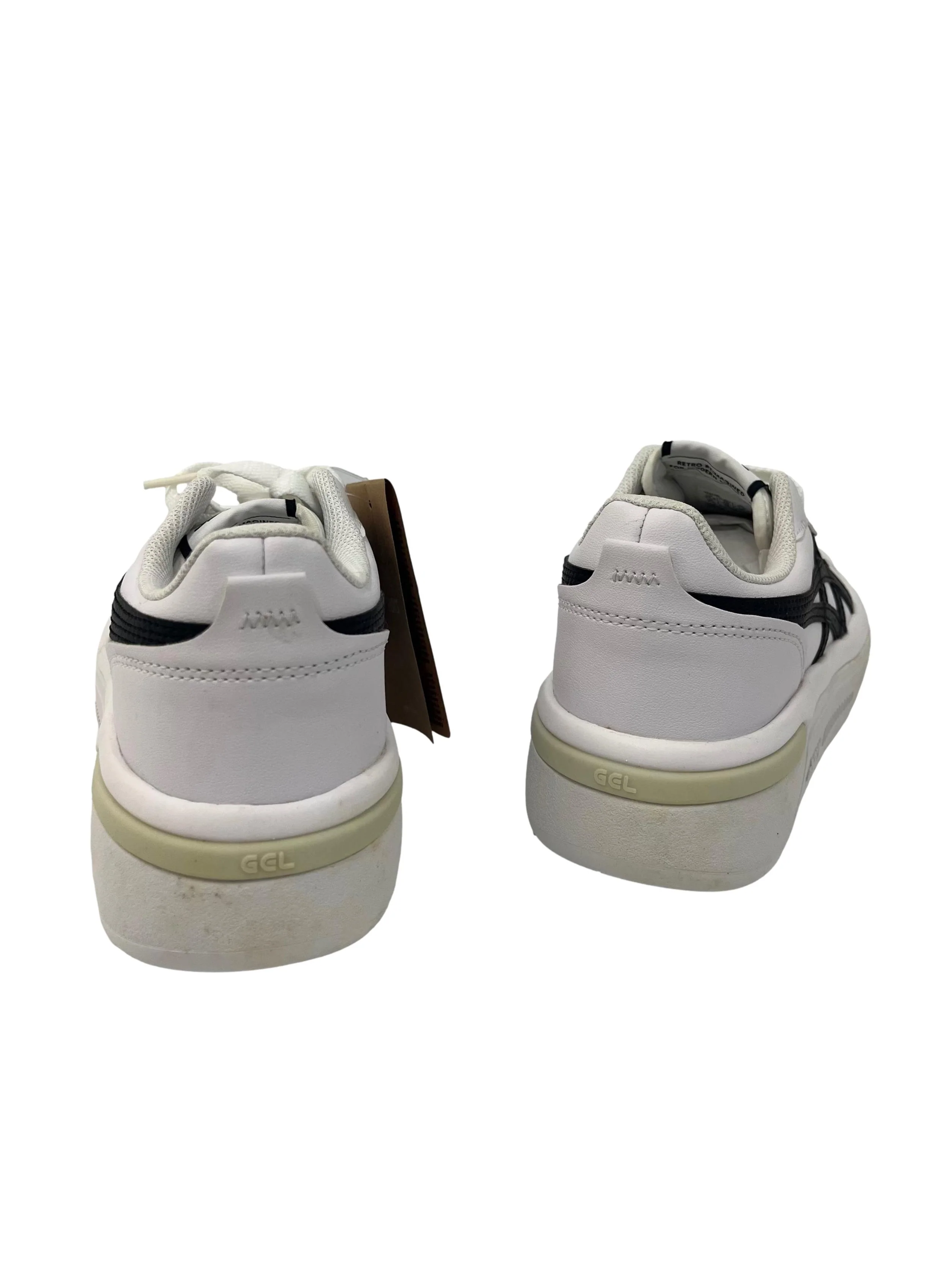 White Sneakers With Black Details - Image 3
